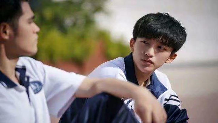 BíMậtMùaHèNămẤyS1E16