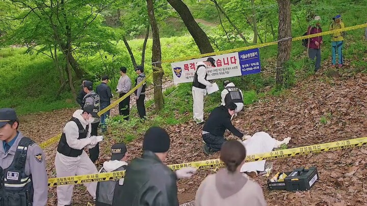 The deceased: No need to check, this is how I died