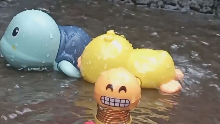 family keluarga mainan