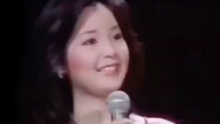 Tahu nggak sebenarnya asal Deng Lijun dari mana? Begitu dia mulai bicara, semua langsung terkejut!