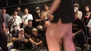 kite 最新比赛视频，双脚失控，大杀四方，裁判赶紧起来维护场面秩序… 跳舞又帅又搞笑，还有开心