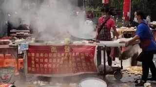 A college student with an empty stomach feels like the sky is falling.