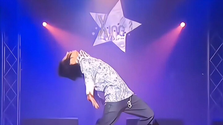 Yong Jun Hyung popping dragon