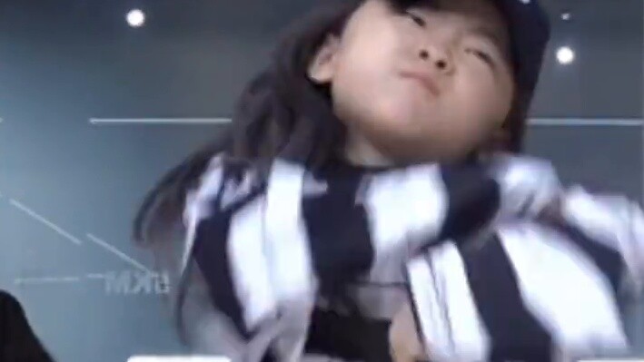 5-year-old Xiao Youyou started his business.