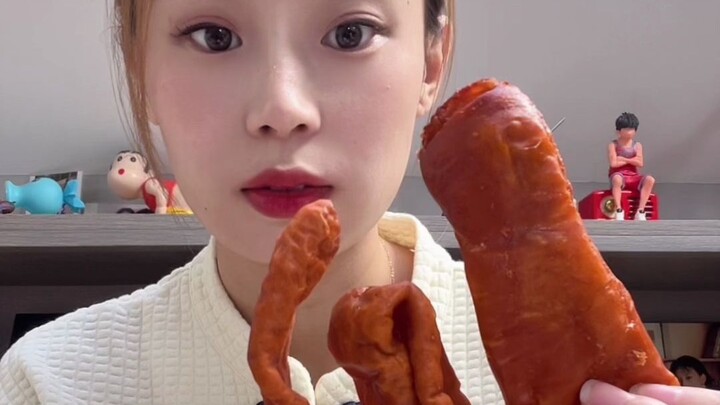 Tôi đã nếm thử giúp các bạn rồi! Những món snack từ thịt này thực sự rất ngon!