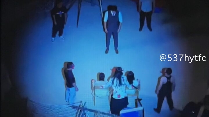 1 | บลับลัส