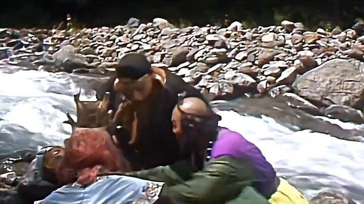 Sandy: Still hot—that’s your lie.