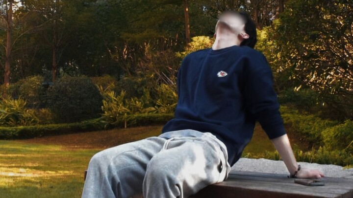 “Tôi chưa bao giờ cho rằng bản chất con người là thiện; cái ác mới là bản năng tự nhiên. Chỉ có nhữn