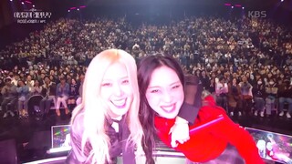 ROSÉ and Lee Young Ji APT Performance