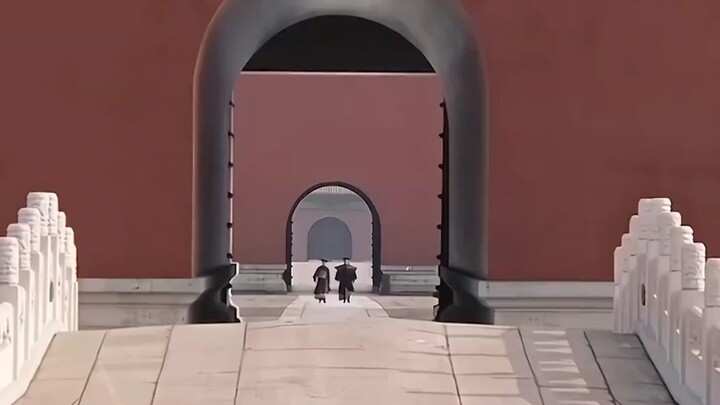 "All the heroes under heaven are as numerous as minnows crossing a river!"