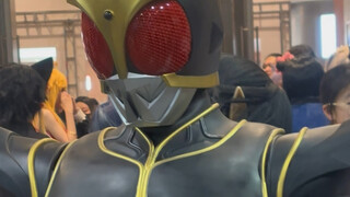 Benarkah ada yang mempercayakan Kamen Rider untuk pergi ke Comic Expo?