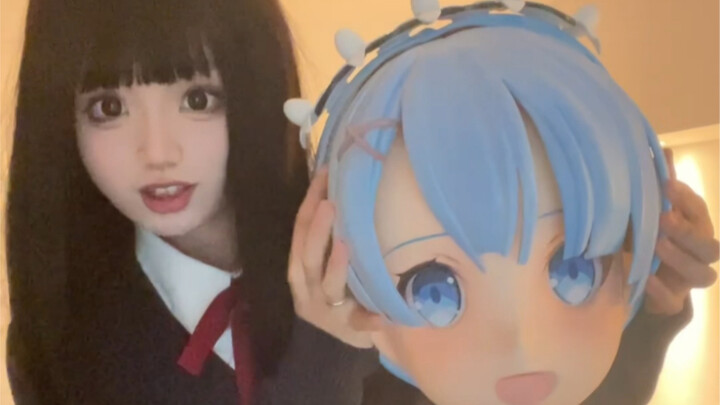 A giant "figure" worth 4k