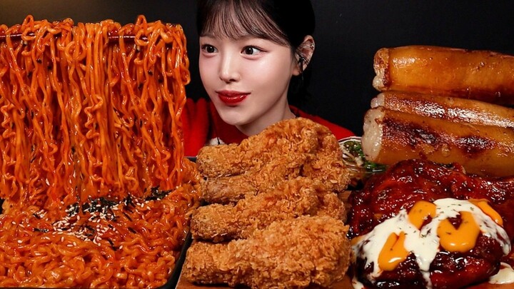 想吃什么就吃什么！烤大肠配火鸡面和香脆炸鸡 | Mukbang ASMR