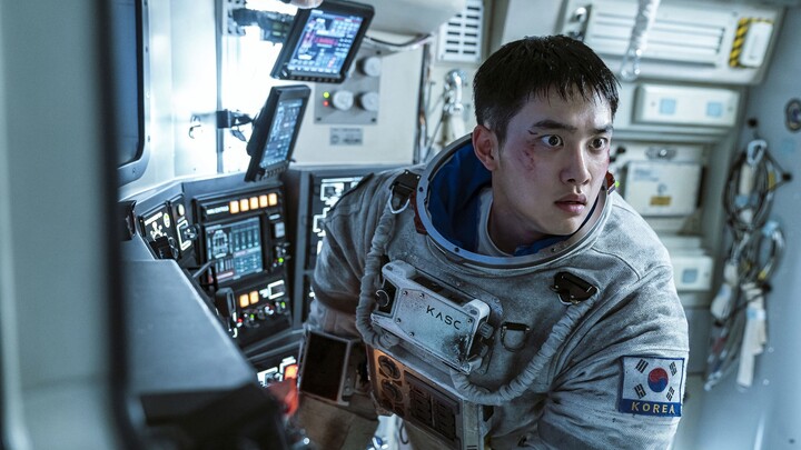 The Moon full movie [indo sub]