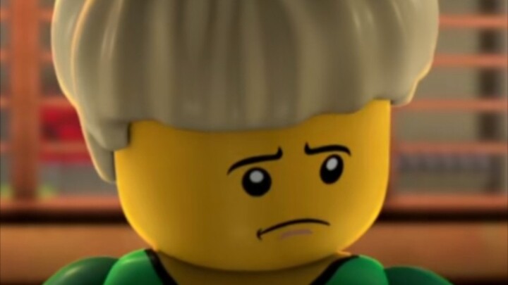 "Ninjago" Lloyd khi còn nhỏ so với bây giờ