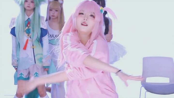 It turns out that Bo Qi is also a great dancer