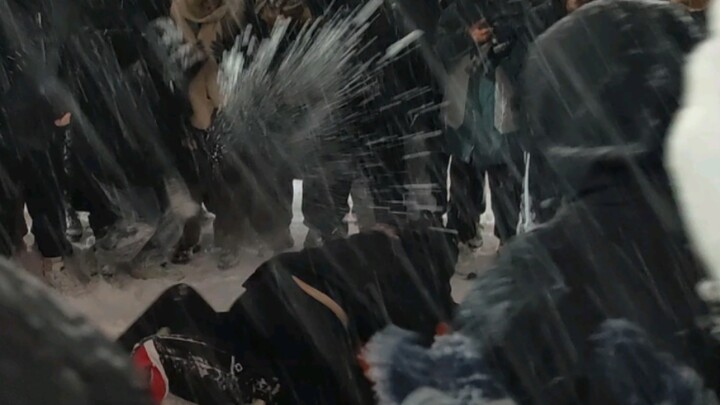 HIT students explain the true meaning of HIT in the snow