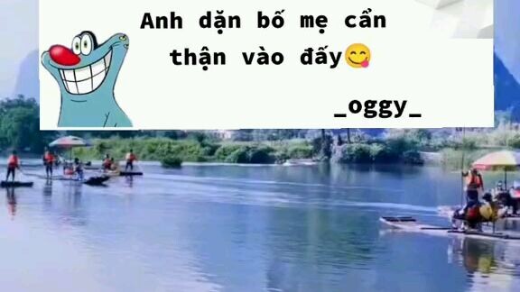 Dặn bố mẹ anh cẩn thận đấy 😂