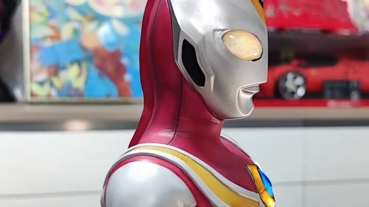 The most authentic 34cm Ultraman Dyna white model! ?