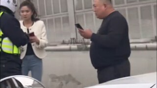 Gadis manis dari Timur Laut yang langsung bikin kagum begitu bicara, perbedaannya sungguh terlalu be