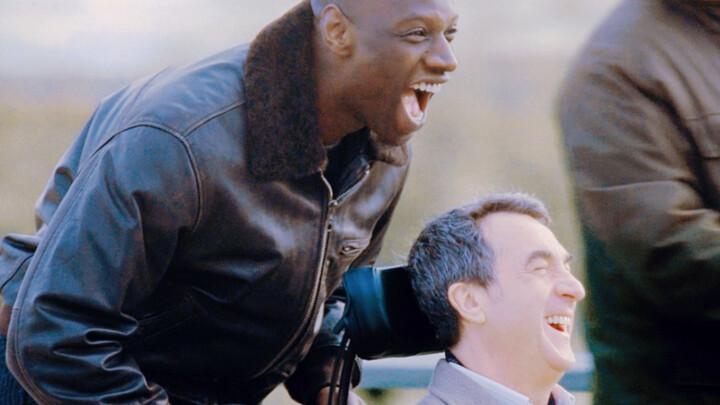 “他蹲过监狱，行事粗鲁，有暴力倾向，但只有他对我没有同情心，把我作为正常人来对待”—《触不可及》