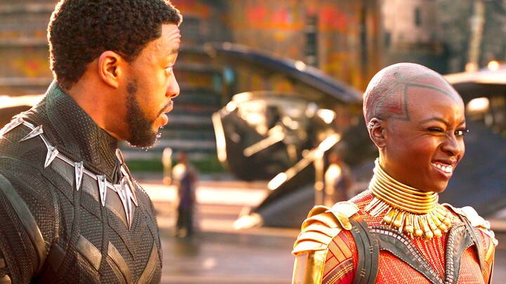 Black Panther: Okoye! Kenapa kamu begitu nakal! Padahal kamu kan kapten Pasukan Pengawal Kerajaan!