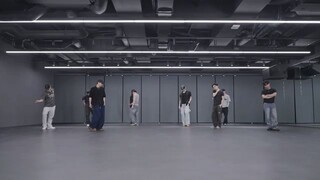 Haechan "Crazy" Dance Practice