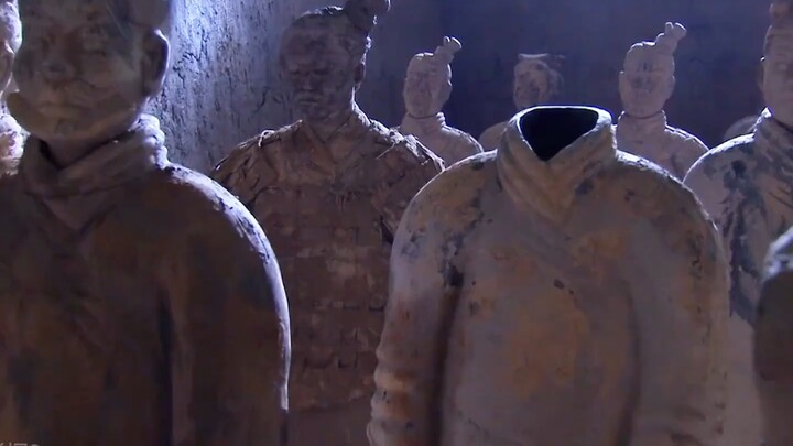 沉睡千年的兵马俑，竟然偷偷的扭动了脑子！！！