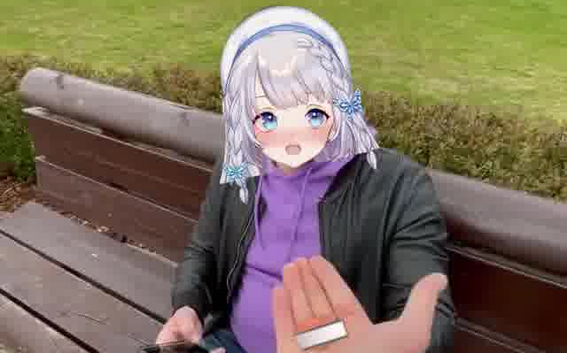 Domestic lu wall lamp returned to the original owner