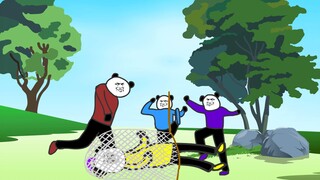 小时候，我们网住了坏蛋紫毛，上去就是一顿暴打