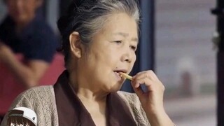 Nenek, yang selalu berkemauan keras, tidak akan pernah mengaku kalah! Kakek: Tolong ampuni aku, dasa