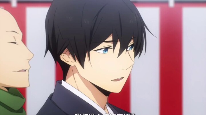 Em gái do anh trai điều khiển trong anime.
