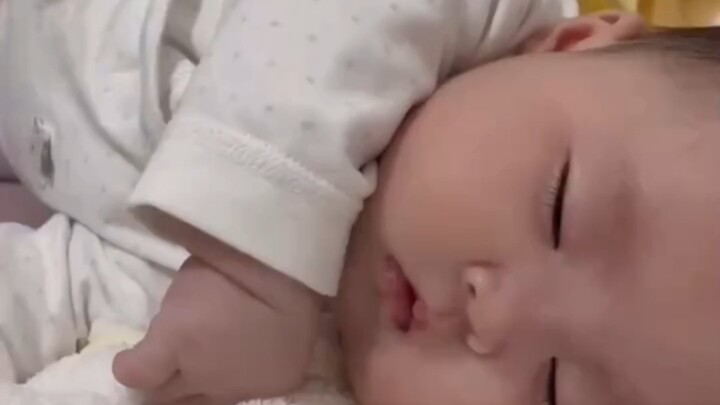 It’s so cute—it’s enough to melt my heart!