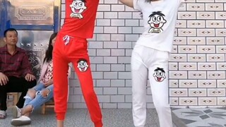 15年立夏那天她的母亲变成了精神小伙。