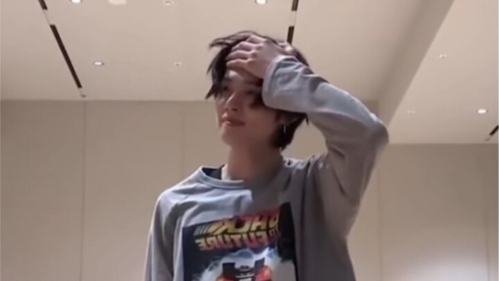 【تشوي يونغ جون】عذراً يا حبيبي، لكن الأمر يشبه فعلاً أنك قمت بتلويث المكان T_T