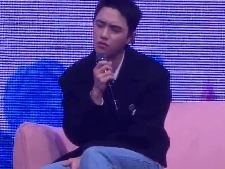 I’ll be heartbroken if anyone doesn’t listen to D.O.’s cover of “Talking to the Moon”!!!