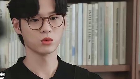 มันทั้งติดหูและตลก! - โลกทั้งโลกพยายามจะหยุดเขา แต่เขาไม่เชื่อในความชั่วร้ายนี้ ฮ่าๆๆๆ บางครั้งคุณต้