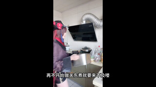 出cos摆摊卖关东煮…63