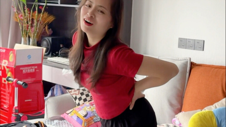 就你这腰大脖子粗的还跟着学舞