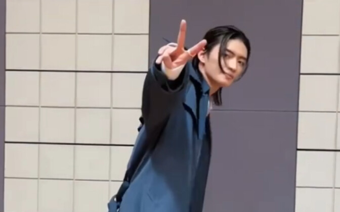 Niu Niu's New Song Dance Straight Cut