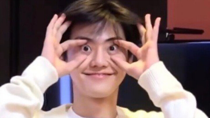 《小 民 说 中 文》