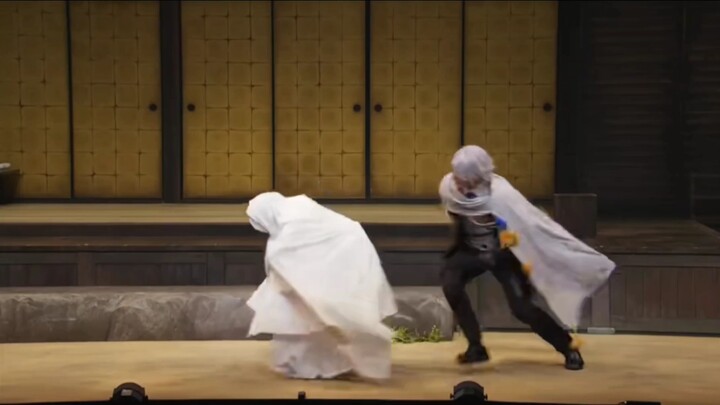 【Sword Dance】The高速-rotating Tsurumaru enters the main keep