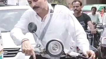 Akshay Kumar movie short