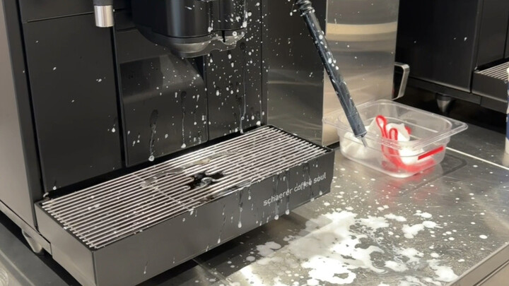 أرجوك كن لطيفًا معي في نوفمبر، أرجوك!