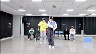 【TF家族】Gee：也是没想到咱这用处这么大，医学奇舞