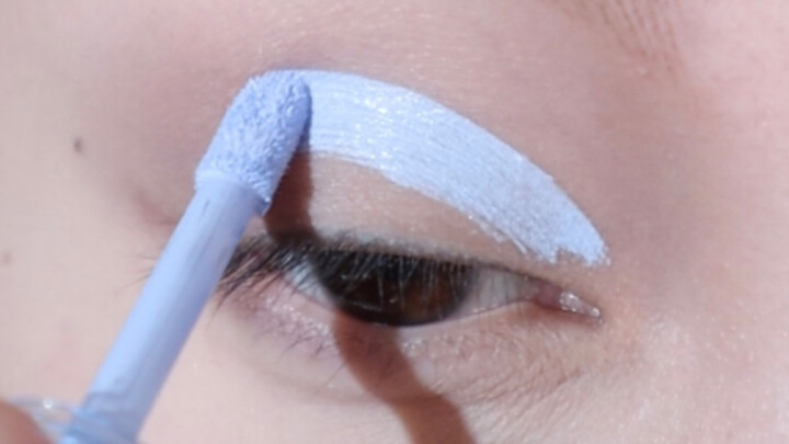 นมฟ้าตัดสั้นแบบหนึ่งเดียว