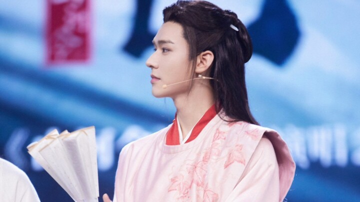 คุณรู้ไหมว่าความนิยมของเวินเค่อซิงไม่ได้มีเพียงเพราะหน้าตาดีเท่านั้น