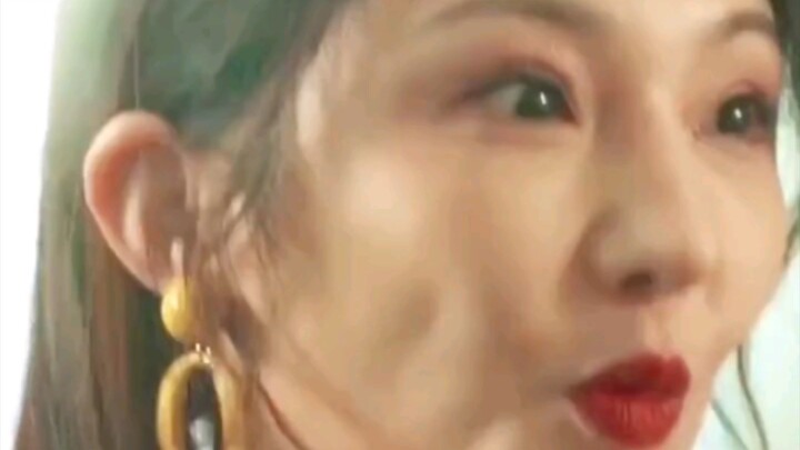 Aku↗ ingin↓ dia↑