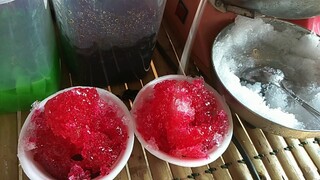 น้ำแข็งใสราดน้ำแดงขายดีมากค่ะ