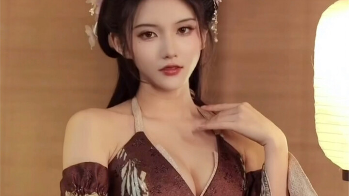 『18』 Thời trang của Against the Cold trông đẹp như thế nào khi mặc trên người?
